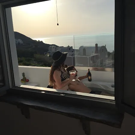 Alisaxni Aparthotel Akrotiri (Santorini)